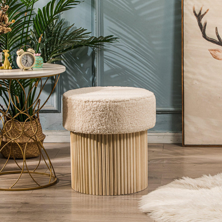 Pouf en bouclettes blanches et base en bois