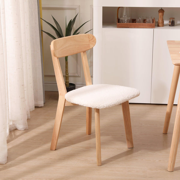 Lot de 2 chaises en bois massif et bouclettes blanches